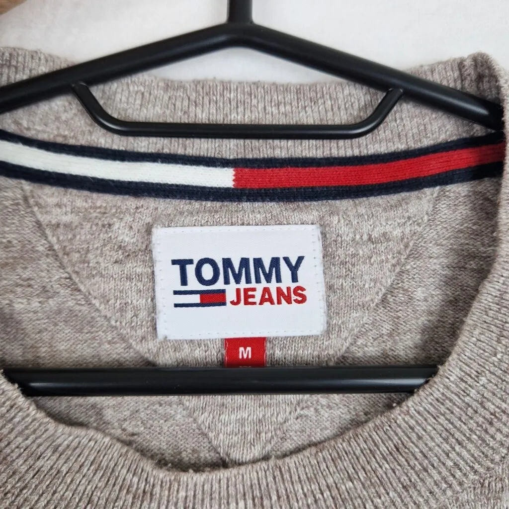 Tommy Hilfiger Men’s Beige Cotton Crew Neck Sweater Size M Long Sleeve Pullover