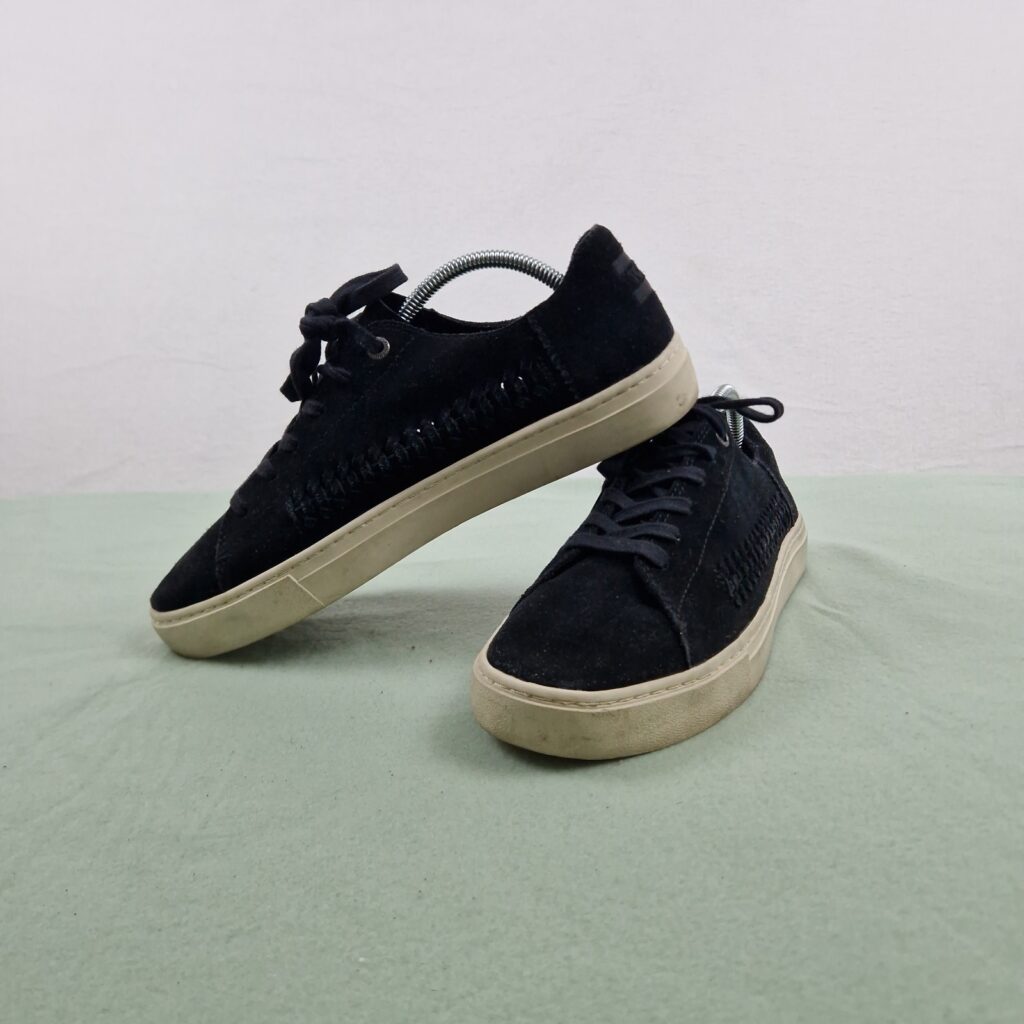 TOMS Womens Black Lenox Sneakers Size 38 Suede Low Top Casual Shoes