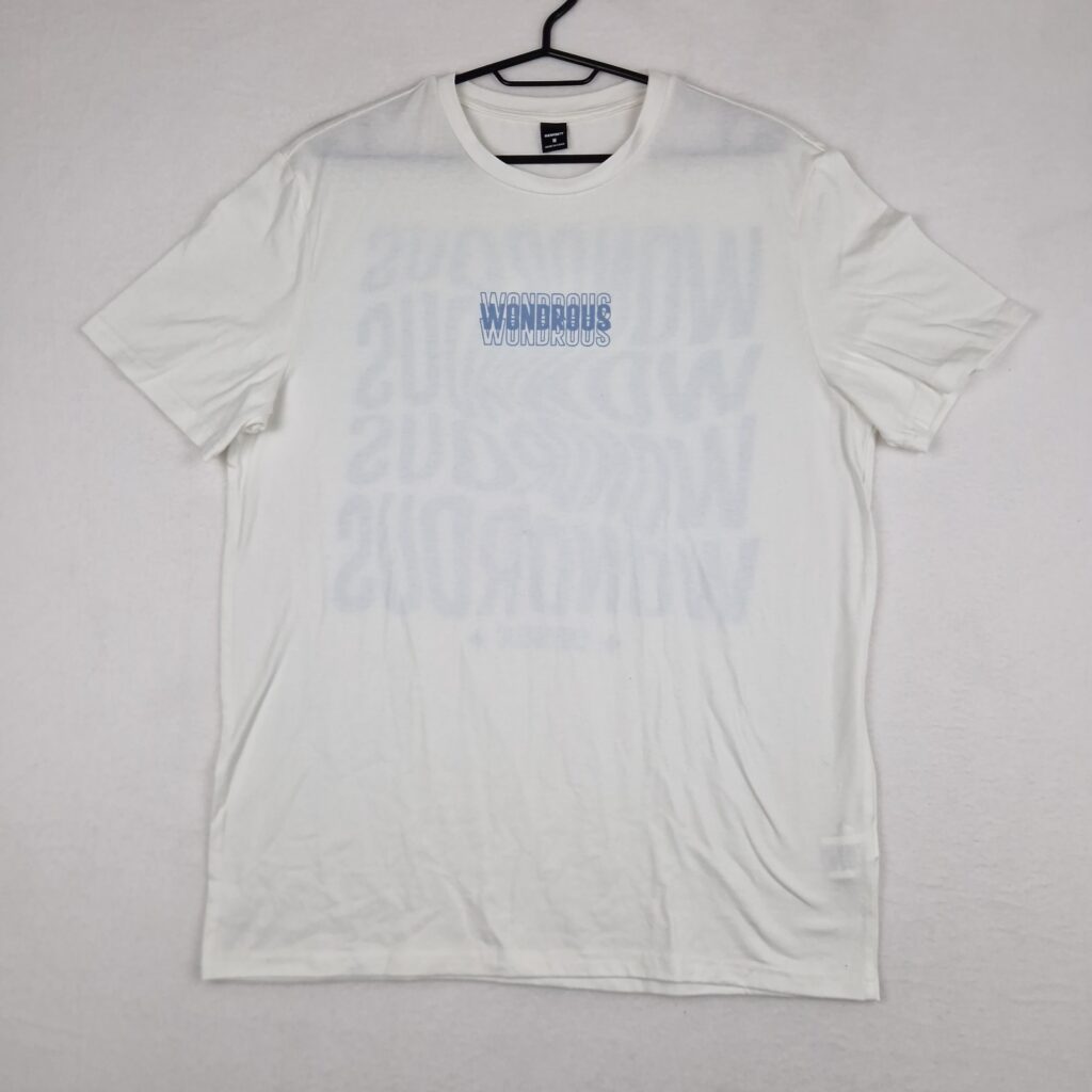 Manfinity Mens White Graphic T Shirt Size M Polyester Cotton Stretch Crew Neck