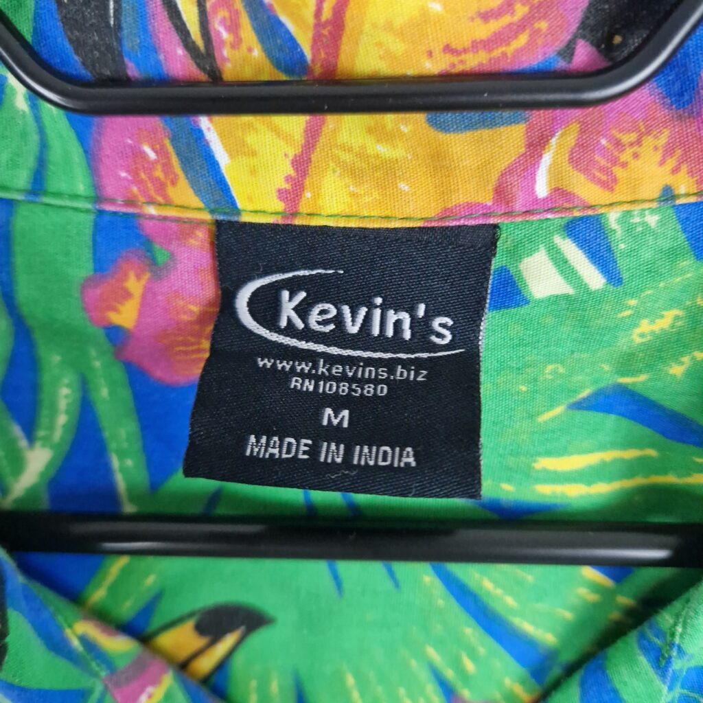 Kevin’s Mens Multicolor Hawaiian Shirt Size M Cotton Tropical Y2K Short Sleeve